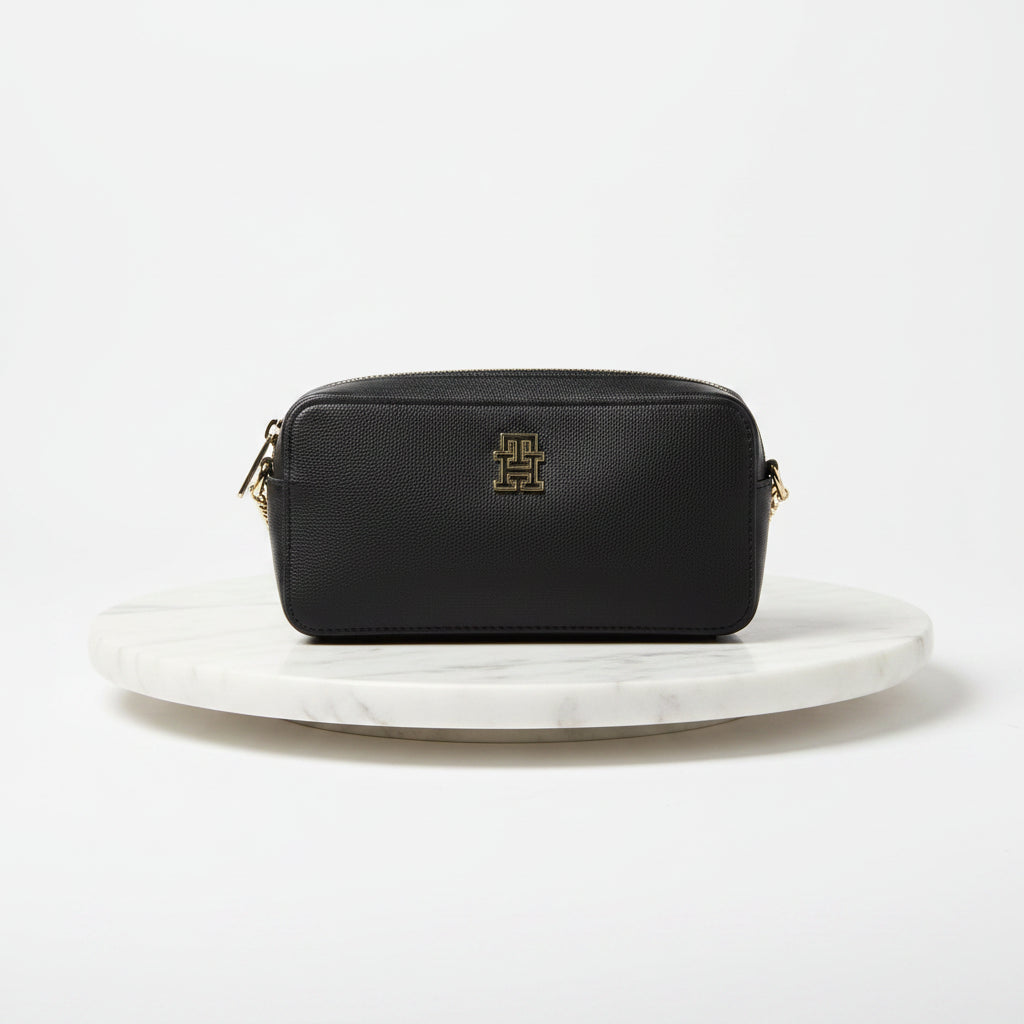 Tommy Hilfiger Women Bag